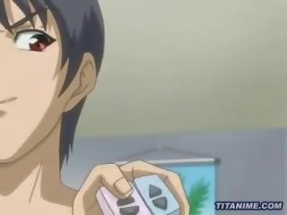 Obrovský prsia hentai anime naivka vibrátor roubík