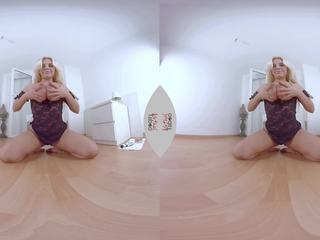 Virtuálne tabu - veľký titted blondie vychádzky vibrátor v predné na vy