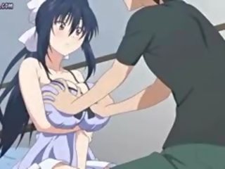 Napakalaki breasted anime diva makakakuha ng hadhad