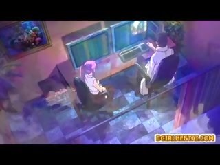 Gjoksmadhe japoneze anime shërbyese duke thithur bigcock