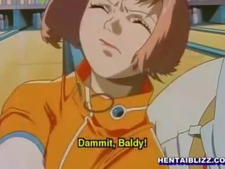 Ciešas anime jauns sieviete ar firma bumbulīši aizņem a milzīgs getto manhood uz viņai cunt