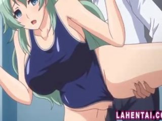 Hentaï nana en maillot de bain obtient doigts et analed